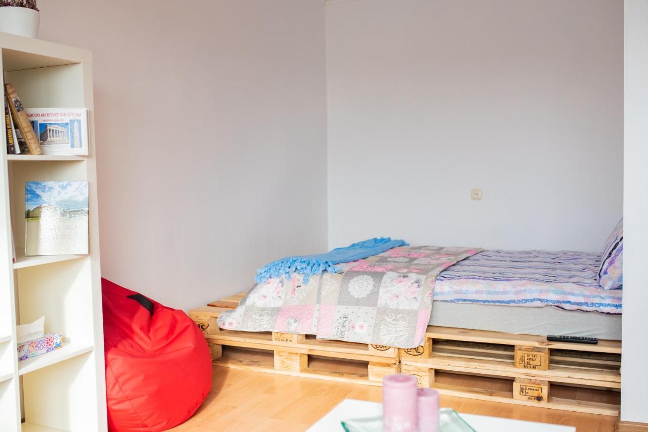 Centro Apartamentai Naujoji Akmene Eksteriør bilde